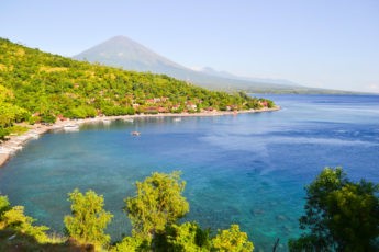 Восток острова Бали. Провинциальный и душевный поселок Амед.