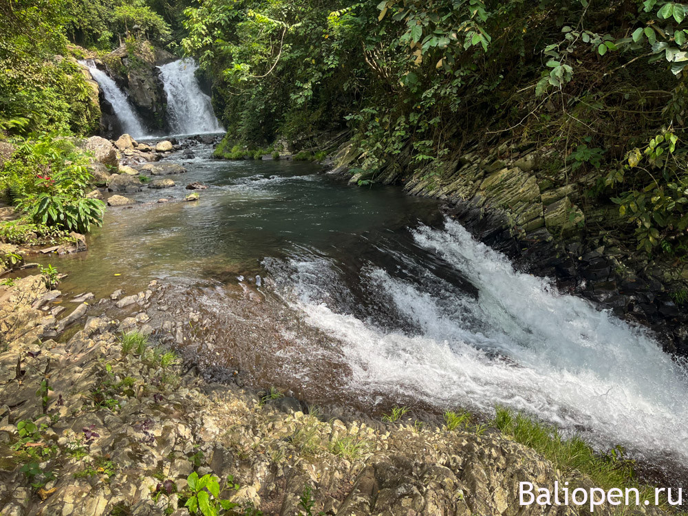 Водопады Самбанган (air terjun Sambangan)